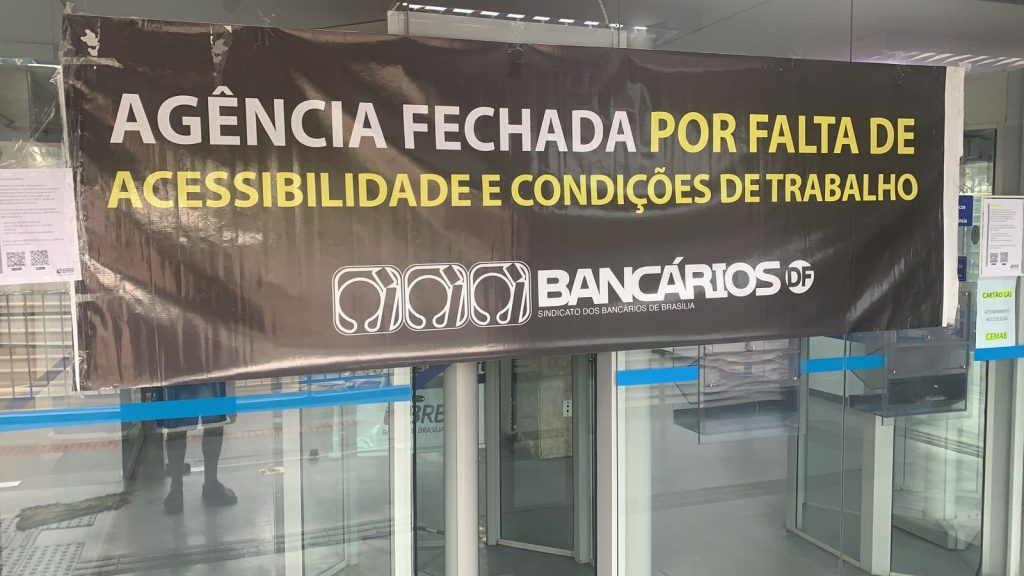 banco do brasil sindicato dos bancários notifica salário mínimo