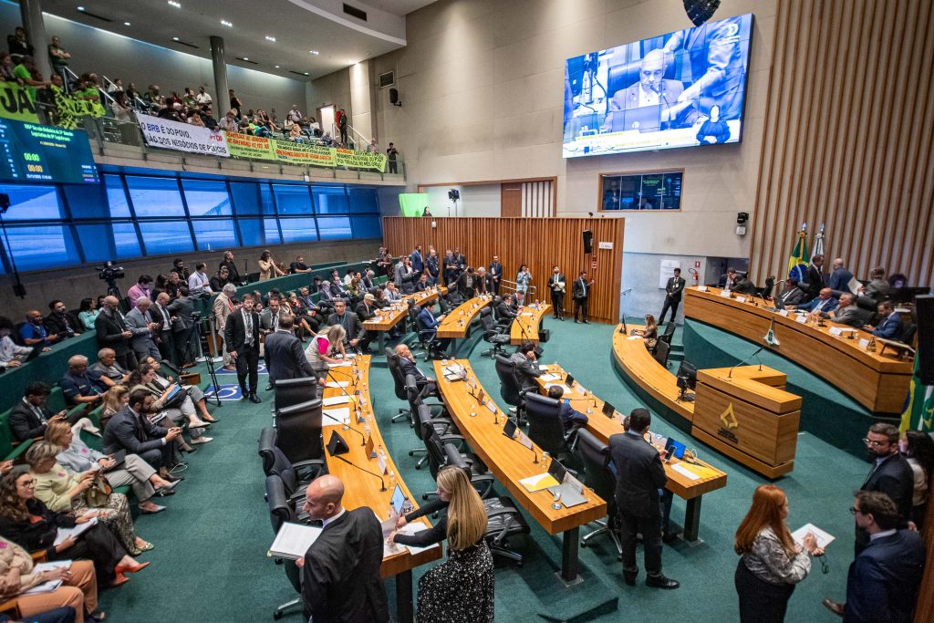 Para o presidente da Casa, Wellington Luiz, o projeto aprovado é um dos mais importantes dos últimos 20 anos. Foto: Andressa Anholete/CLDF