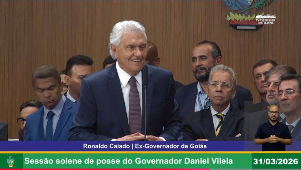 Ronaldo Caiado na transmissão de cargo para Daniel Vilela